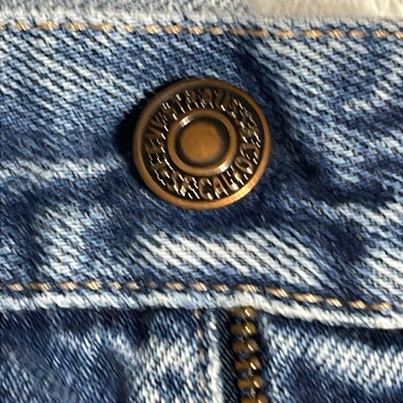 Men’s 561 vintage 90’s  patch work denim Levi’s Size 32x32 - Picture 15 of 17